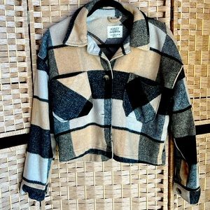 Ashley by international outerwear buckle crop jacket S